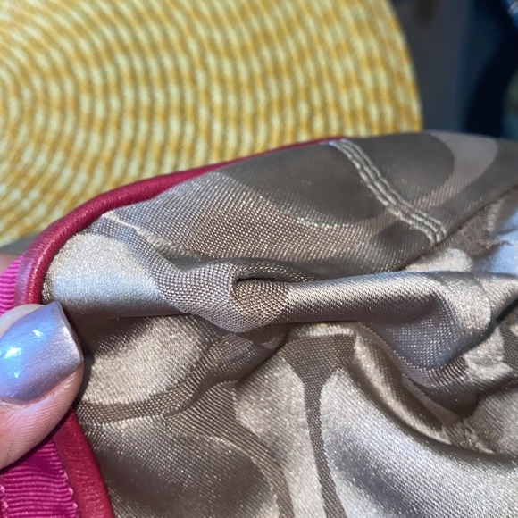 Coach Poppy Collection Bag. 🌸 - Picture 7 of 9